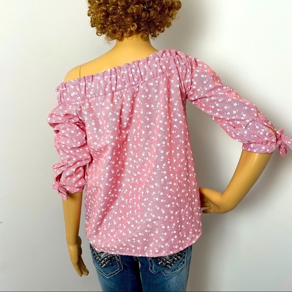 Love Notes Pink & White Floral Blouse – Elastic Neckline, Size Medium - Picture 5 of 9